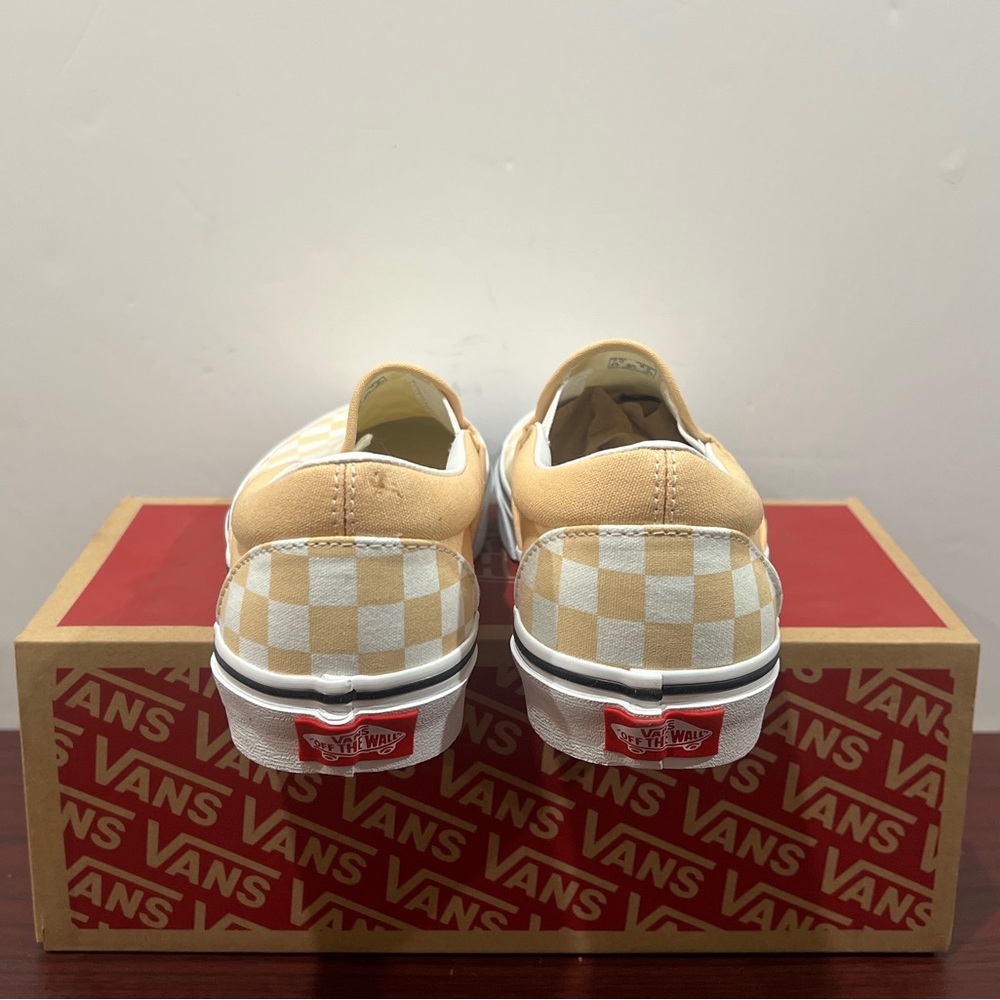 Vans, Classic Slip-On, VN0A7Q5DBLP, Peach & White - Picture 6 of 12